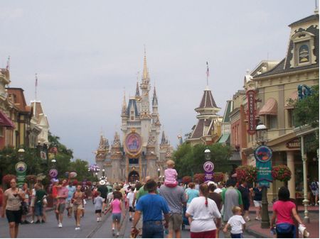 Walt Disney World's Magic Kingdom photo, from ThemeParkInsider.com